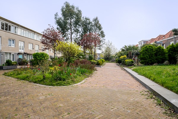 Medium property photo - Houtzagerssingel 120, 2512 XJ Den Haag